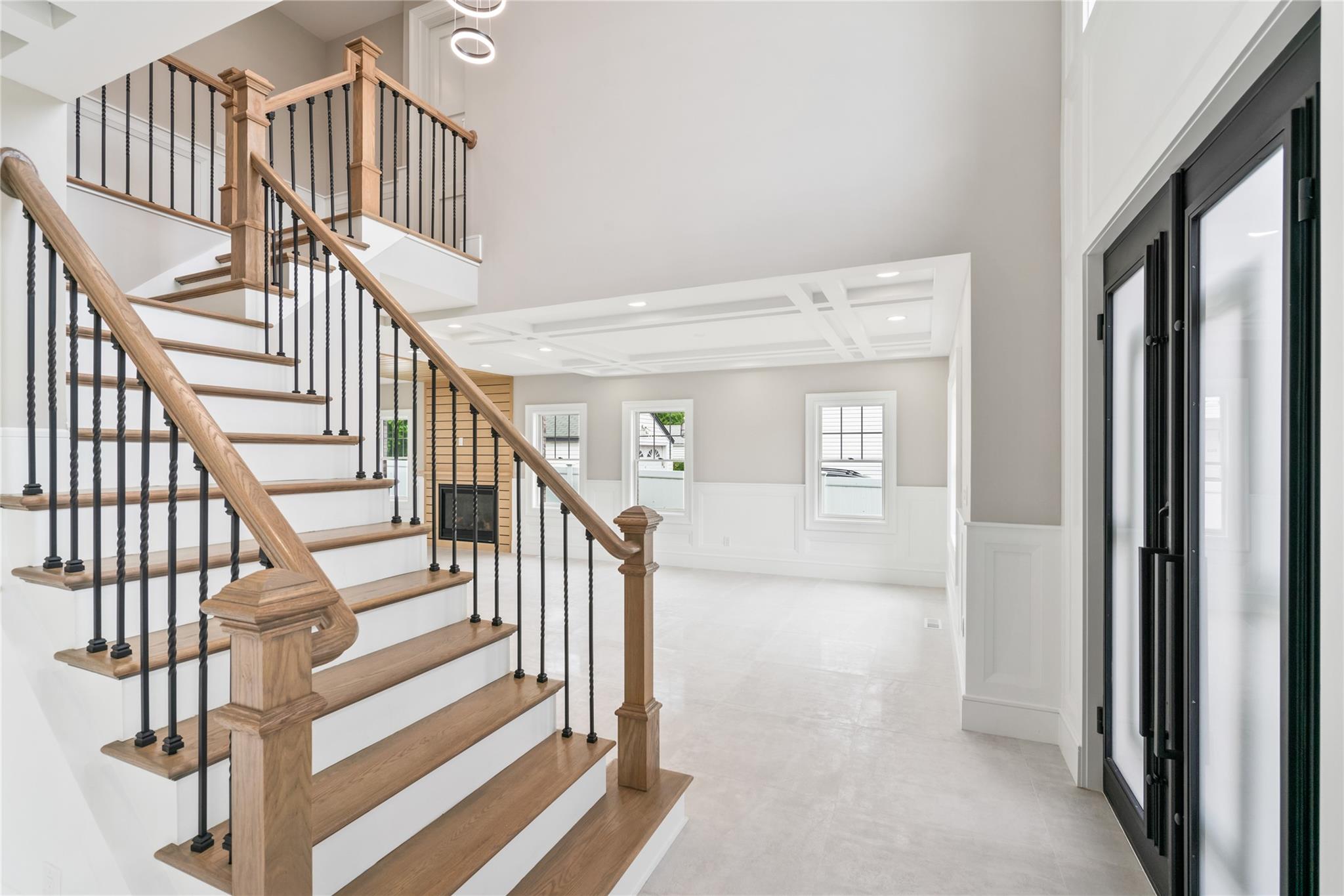 78 Shafter Avenue, Albertson, New York image 3
