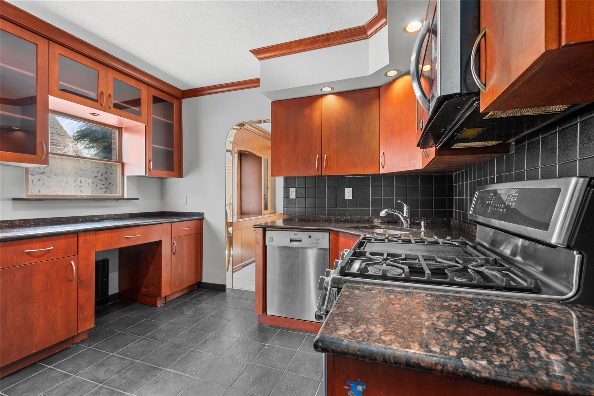 56-15 214th Street St, Bayside, New York image 7