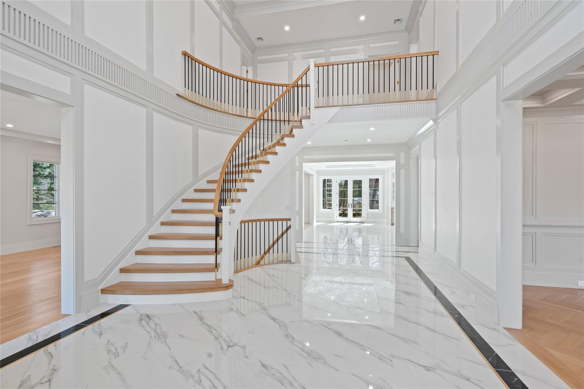 20 W Knollwood Road, Muttontown, Florida image 2