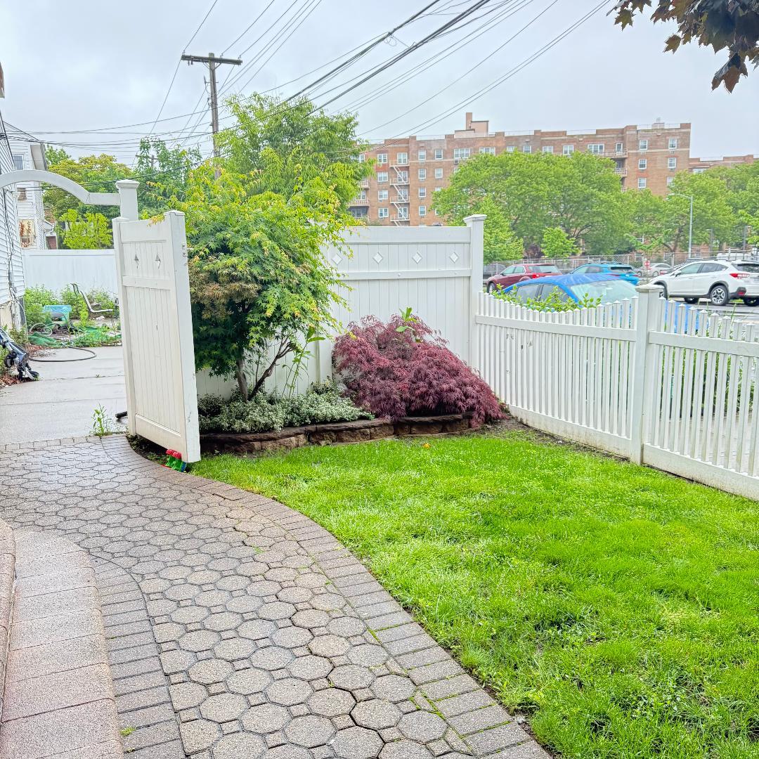149-45 83 Street, Howard Beach, New York image 5