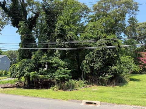Vacant Land For Sale - Hallock Landing Road<br/> Rocky Point, NY 11178