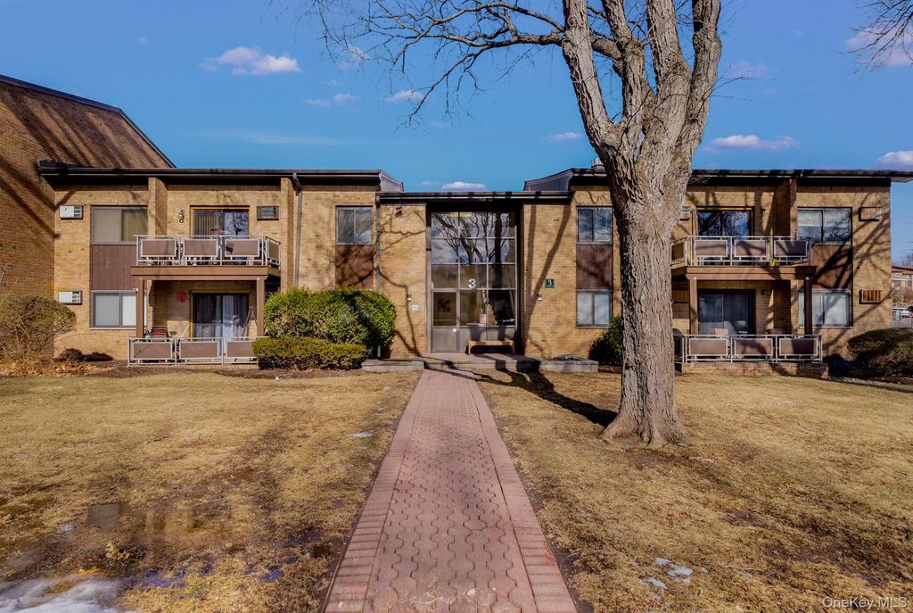 Photo of 3 Charles Lane #2B, Pomona, NY 10970 (MLS # 820817)