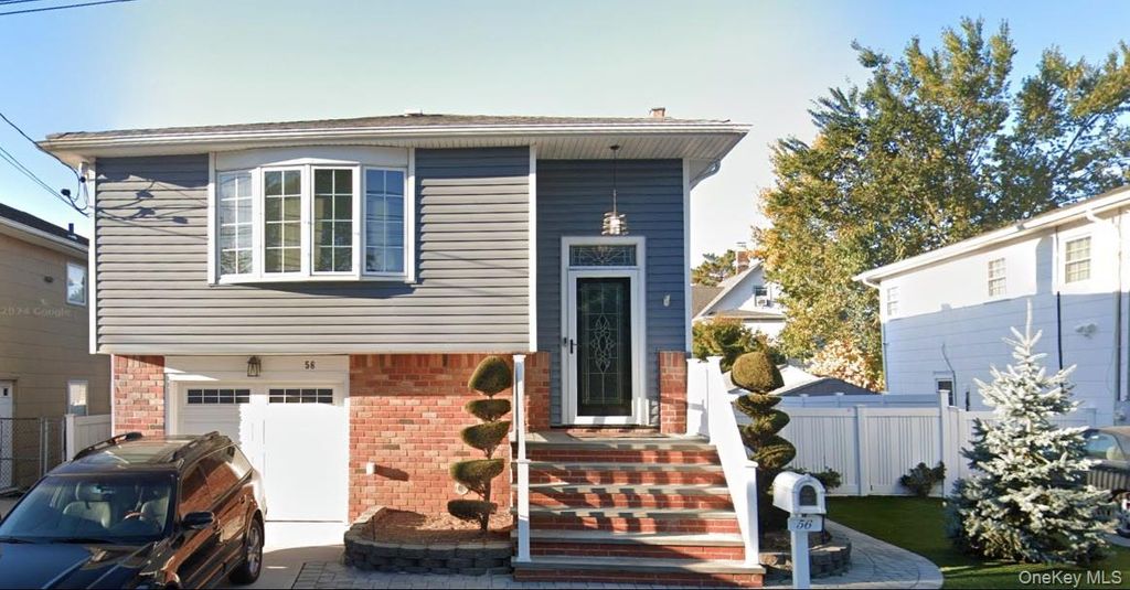 Photo of 56 New Street, Lynbrook, NY 11563 (MLS # 1002026)