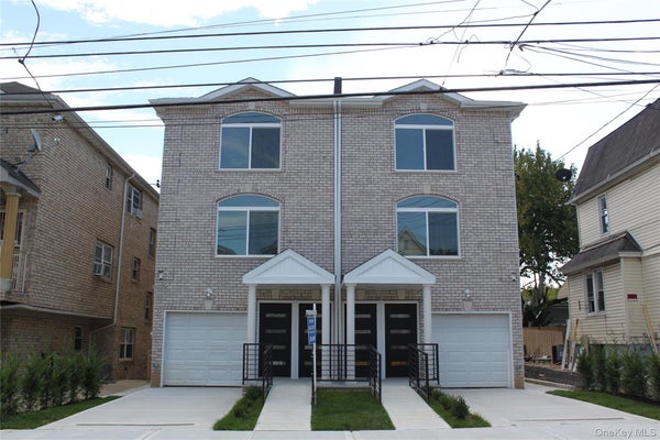 14516 106TH AVE, JAMAICA, NY 11435 - Image ebd2cdcb696378b15993941ff43cb01f/1582820115
