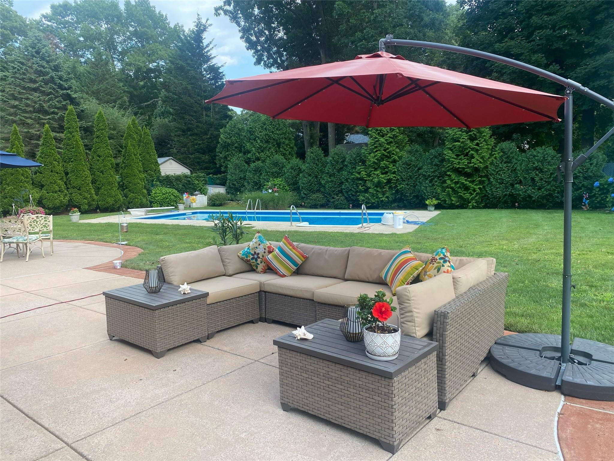 8 Wichard Boulevard, Commack, New York image 28