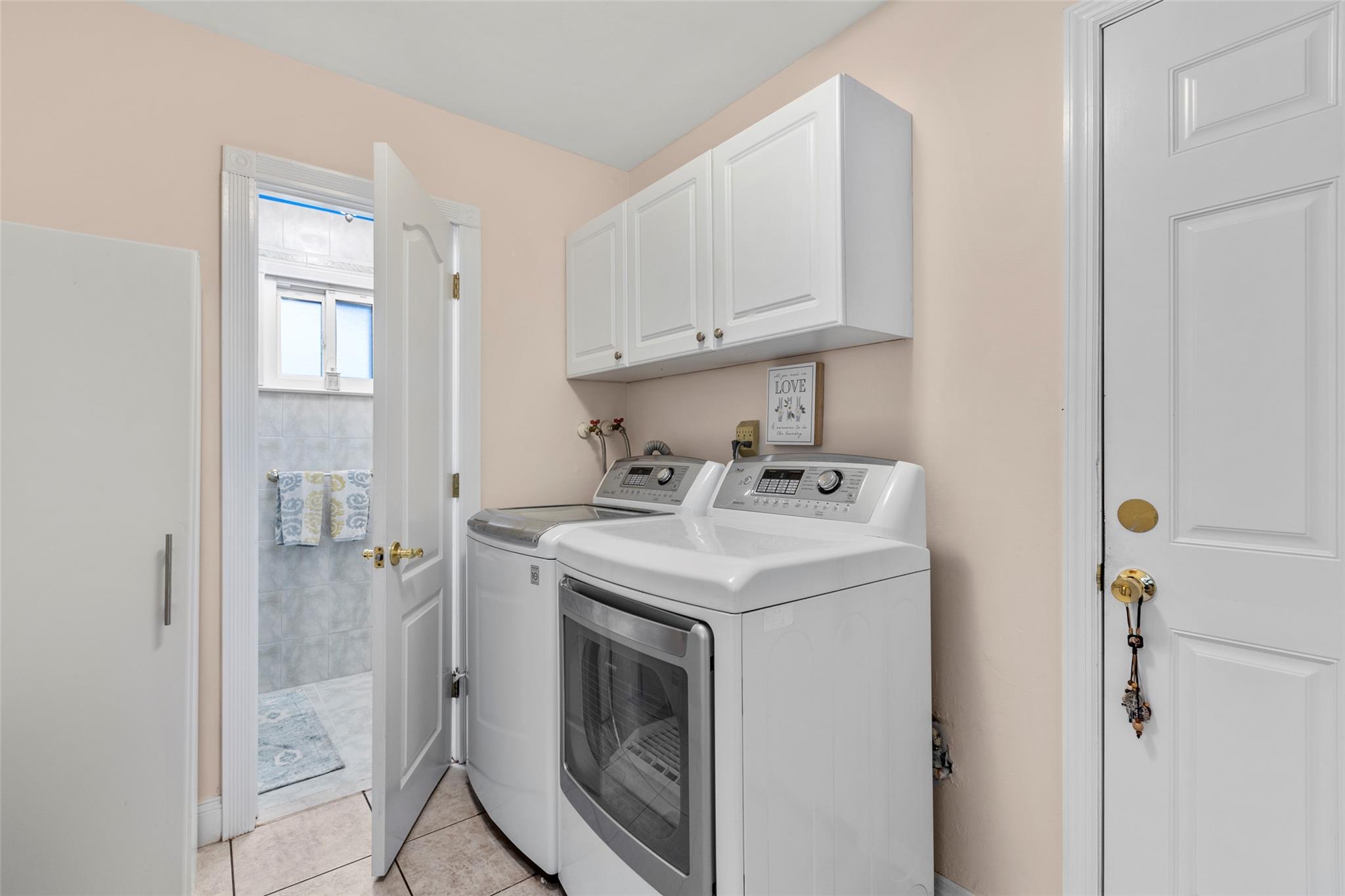 8 Wichard Boulevard, Commack, New York image 13