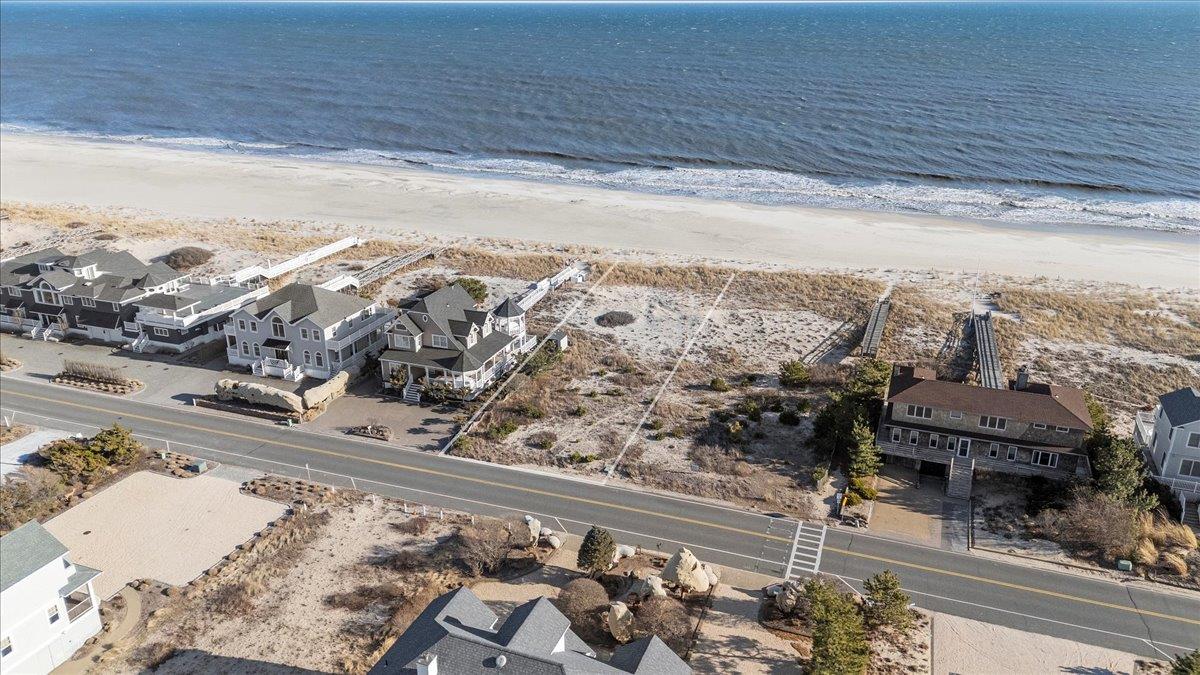 Dune Road, Westhampton Beach, Hamptons, NY -  - 