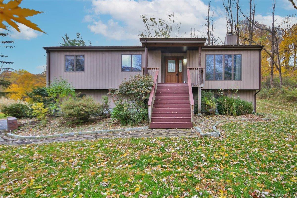 Marlboro, New York 12542, United States, 3 Bedrooms Bedrooms, ,2 BathroomsBathrooms,Residential,Active,239334