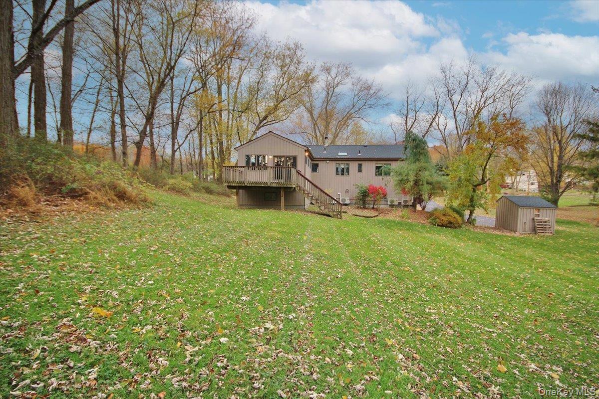 Marlboro, New York 12542, United States, 3 Bedrooms Bedrooms, ,2 BathroomsBathrooms,Residential,Active,239334