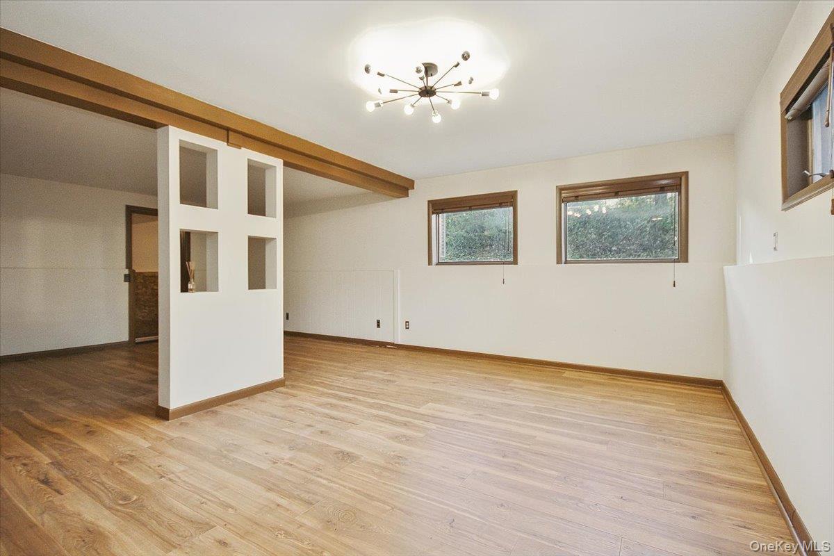 Marlboro, New York 12542, United States, 3 Bedrooms Bedrooms, ,2 BathroomsBathrooms,Residential,Active,239334