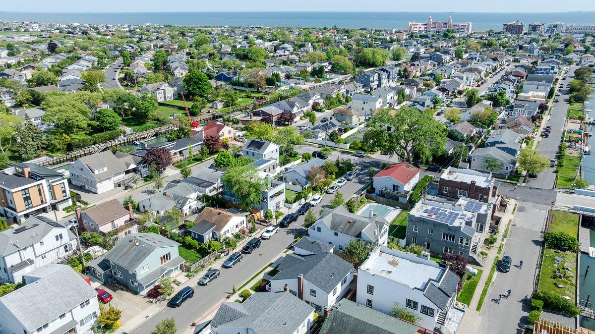 64 Harmon Street, Long Beach, New York image 26