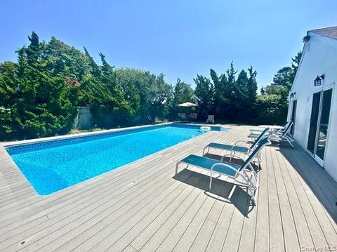 16 Osceola Lane Southampton NY 11968