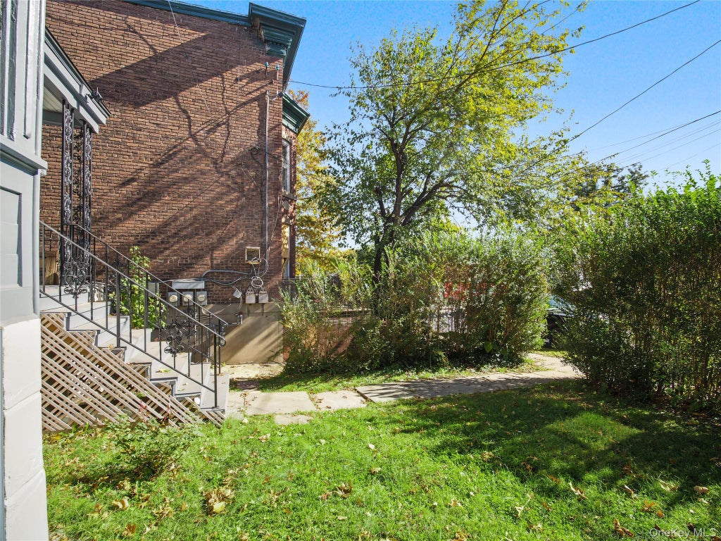 Photo of 62 Benkard Avenue, Newburgh, NY 12550 (MLS # 1066727)