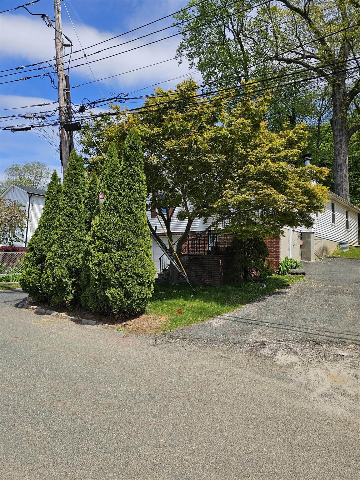 30 Cabot Avenue, Elmsford, New York image 5