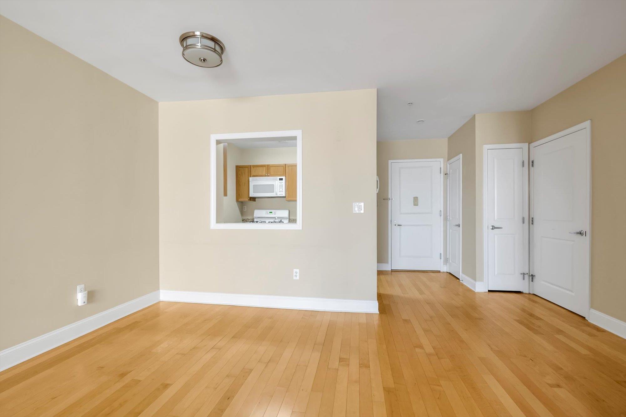 130 Post Avenue #315, Westbury, New York image 4