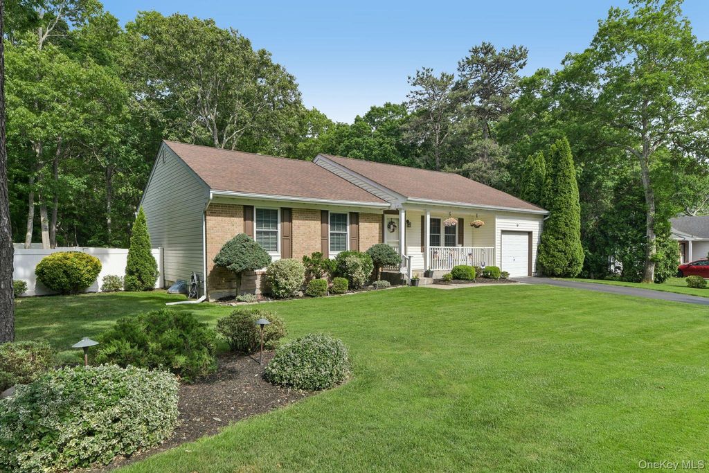 Photo of 15 Chardonnay Drive, Coram, NY 11727 (MLS # 1011193)
