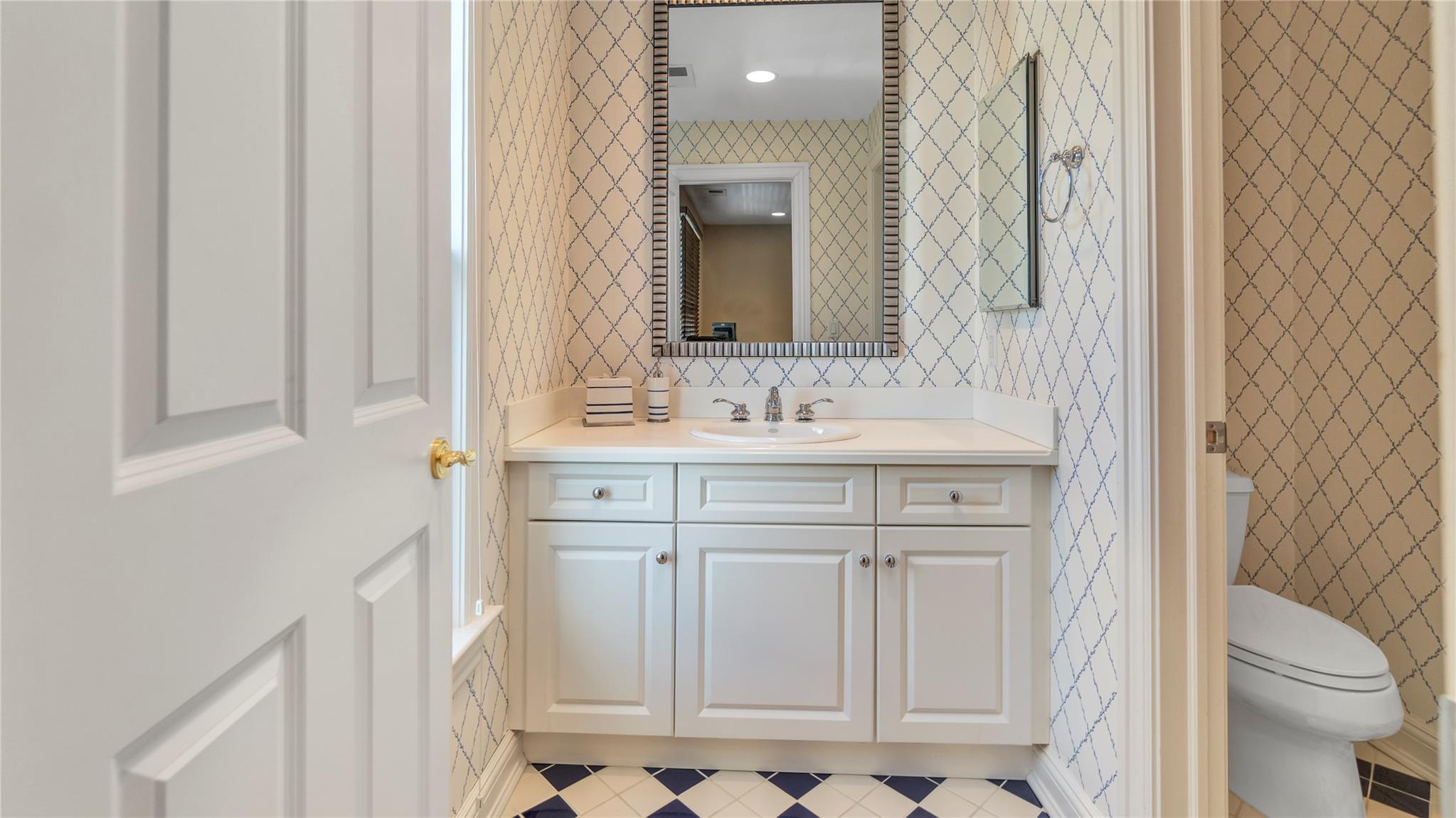 48 Pembroke Drive, Glen Cove, New York image 35