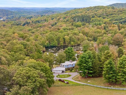 Homes For Sale - 898 Gipsy Trail Road<br/> Putnam County, Carmel, NY 10512