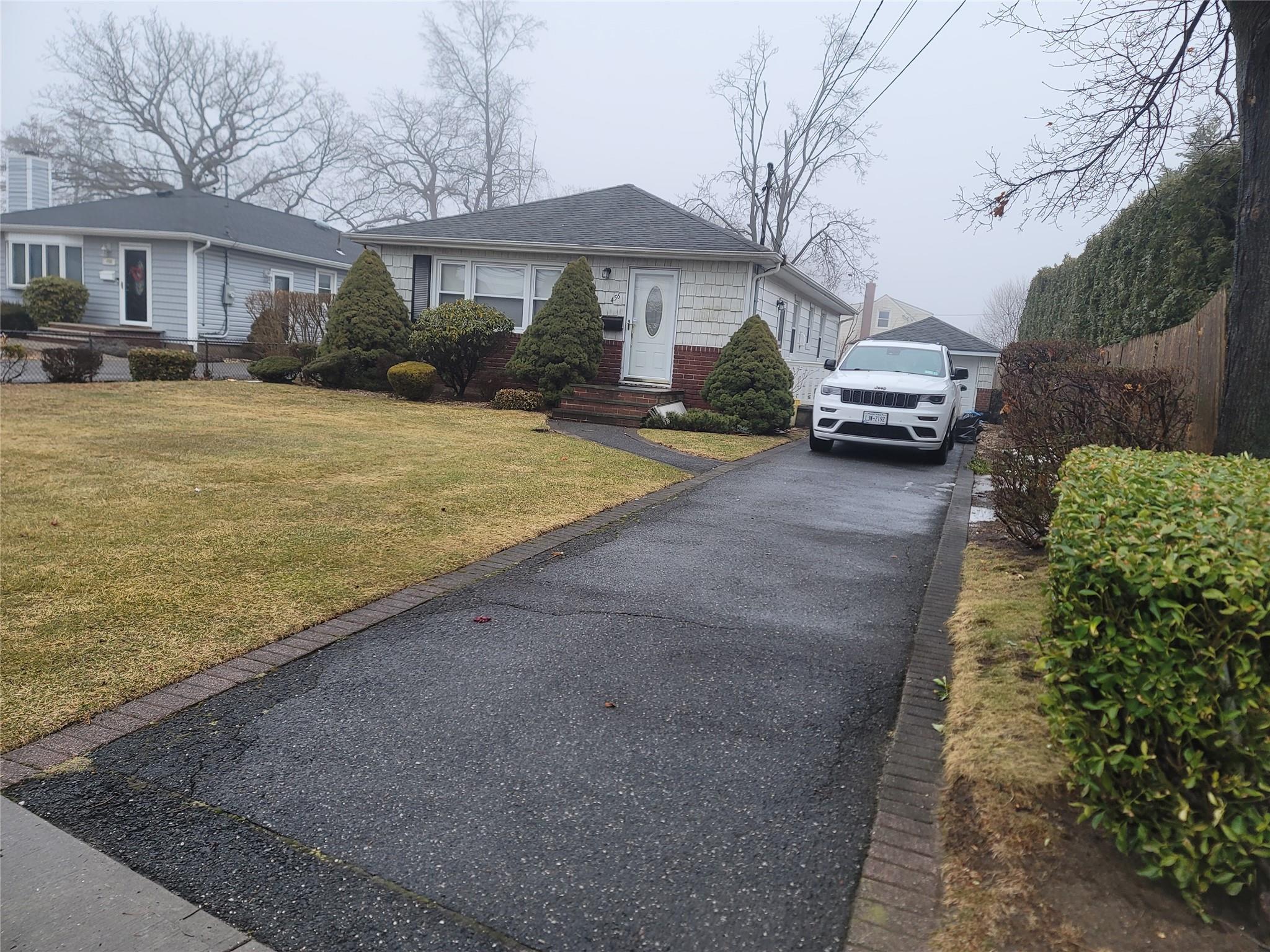 456 Broadway, Bethpage, New York image 3