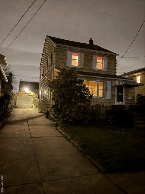 Homes For Sale - 4224 249th Street<br/> Queens County, Little Neck, NY 11363