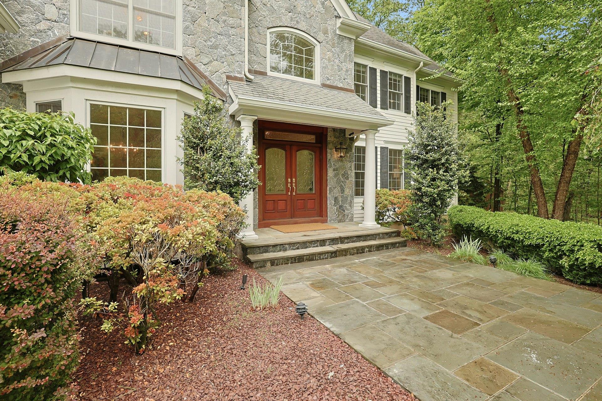 1988 Beekman Court, Yorktown Heights, New York image 3