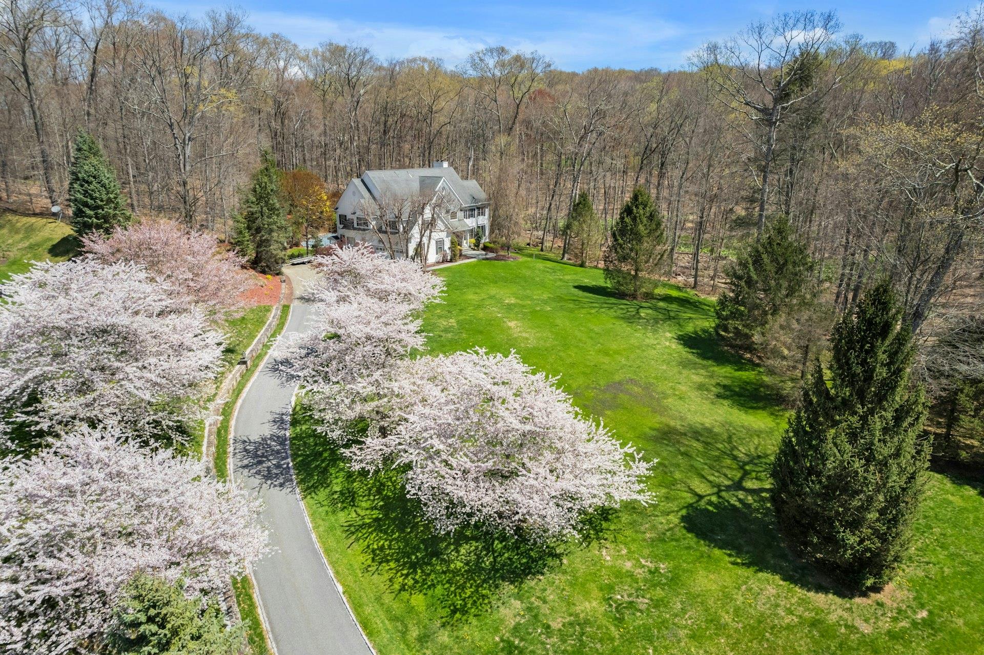 1988 Beekman Court, Yorktown Heights, New York image 1