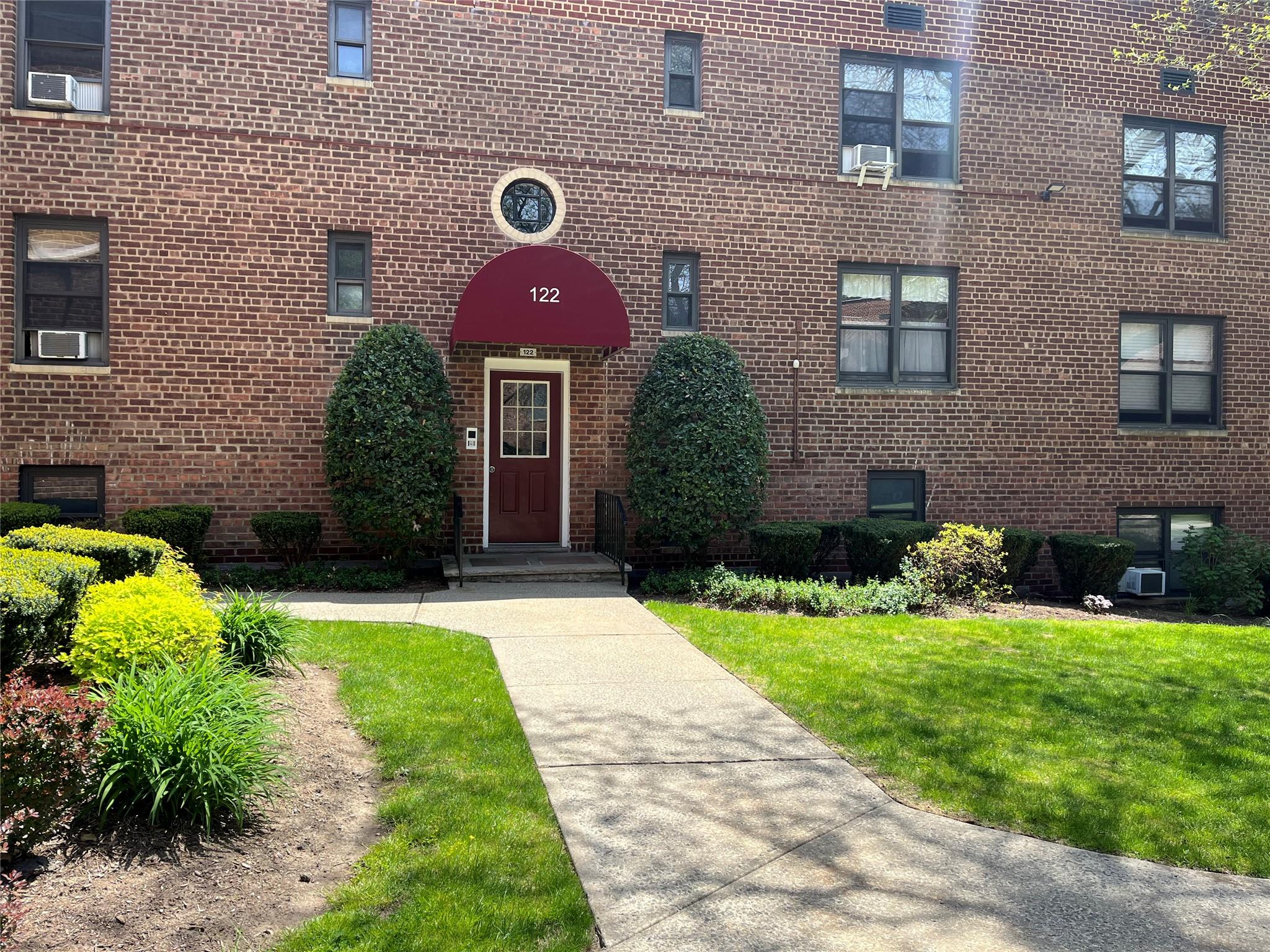 122 Richbell Road #C2, Mamaroneck, New York image 1