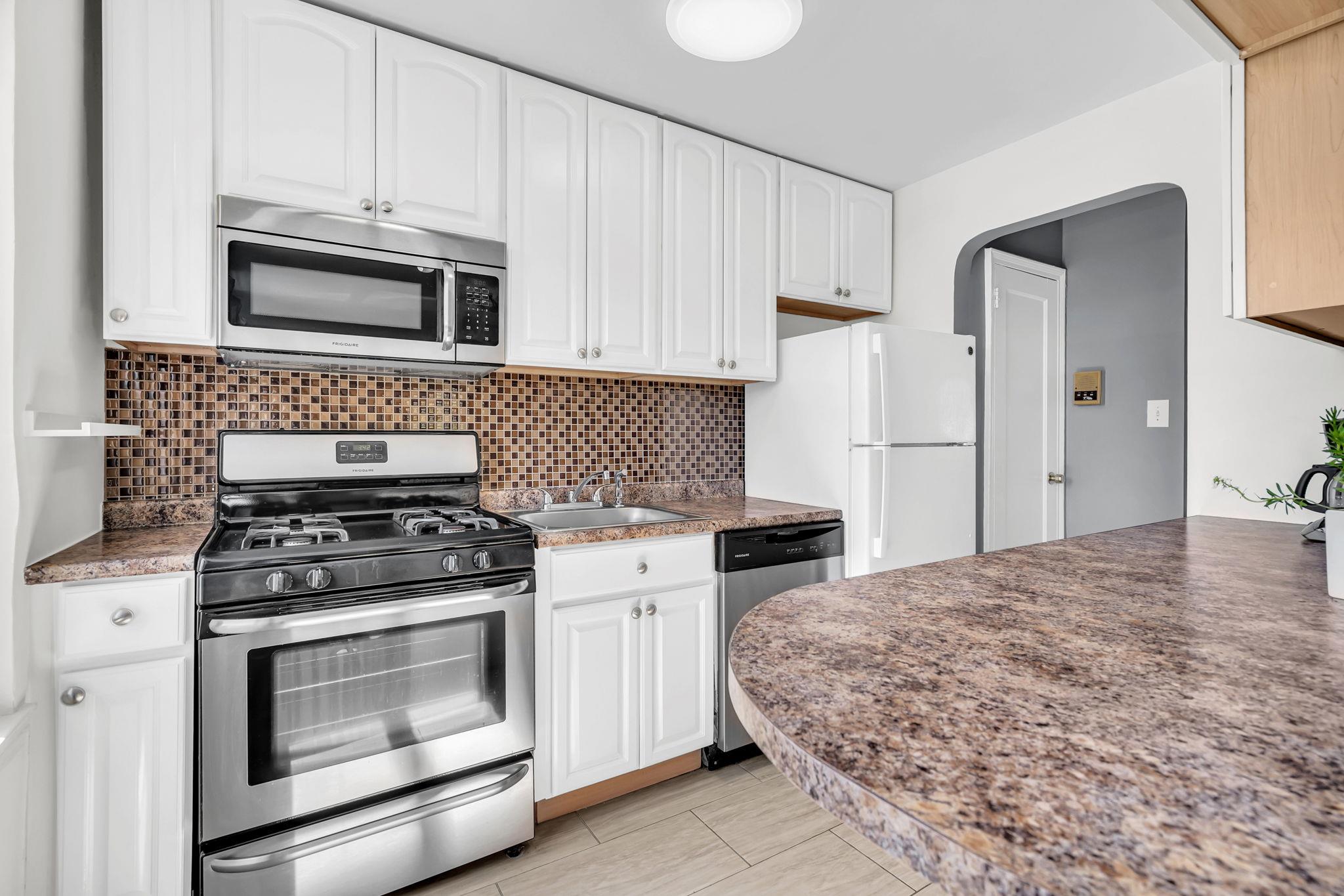 122 Richbell Road #C2, Mamaroneck, New York image 10