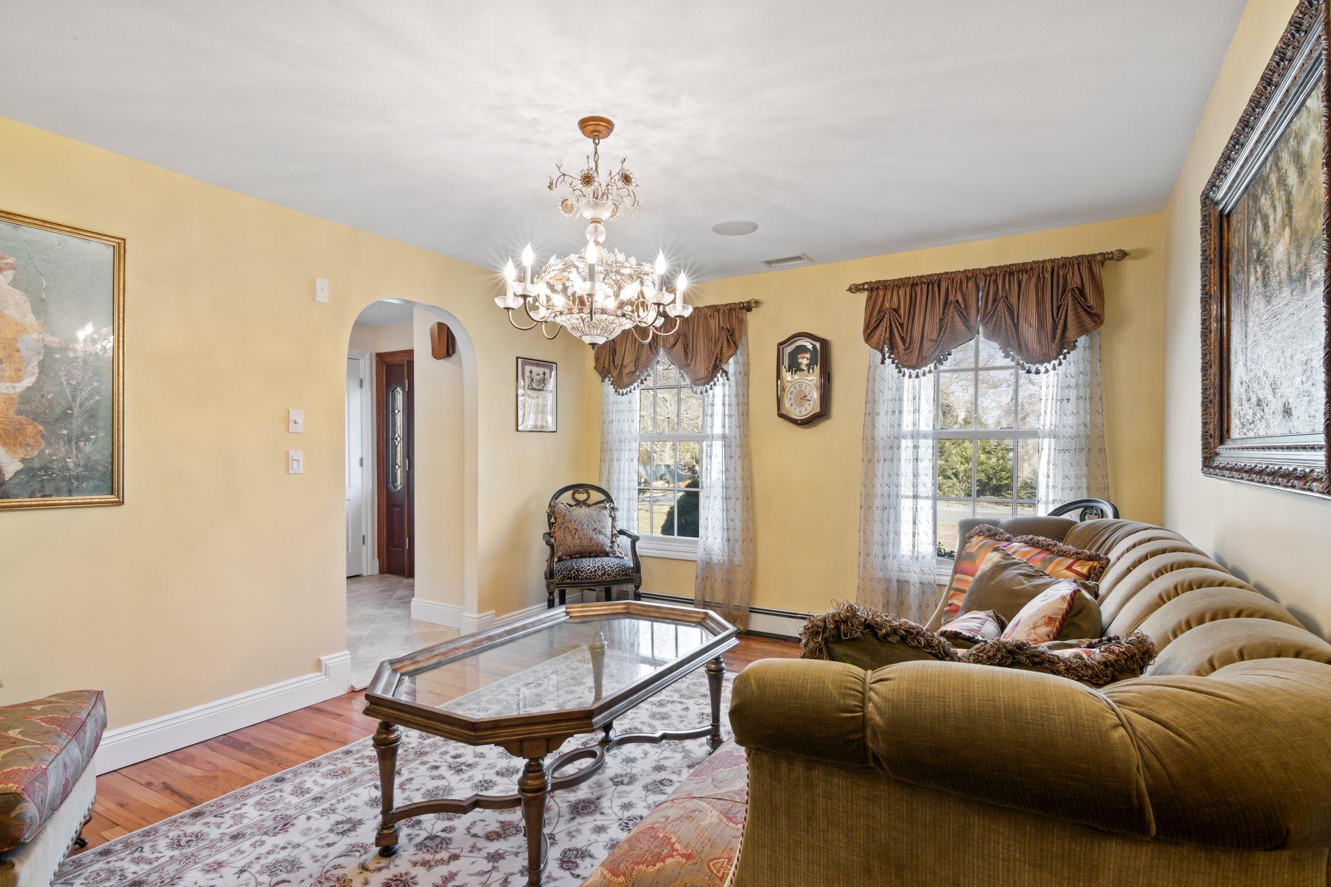 10 Fairway Drive, Port Jefferson, New York image 3