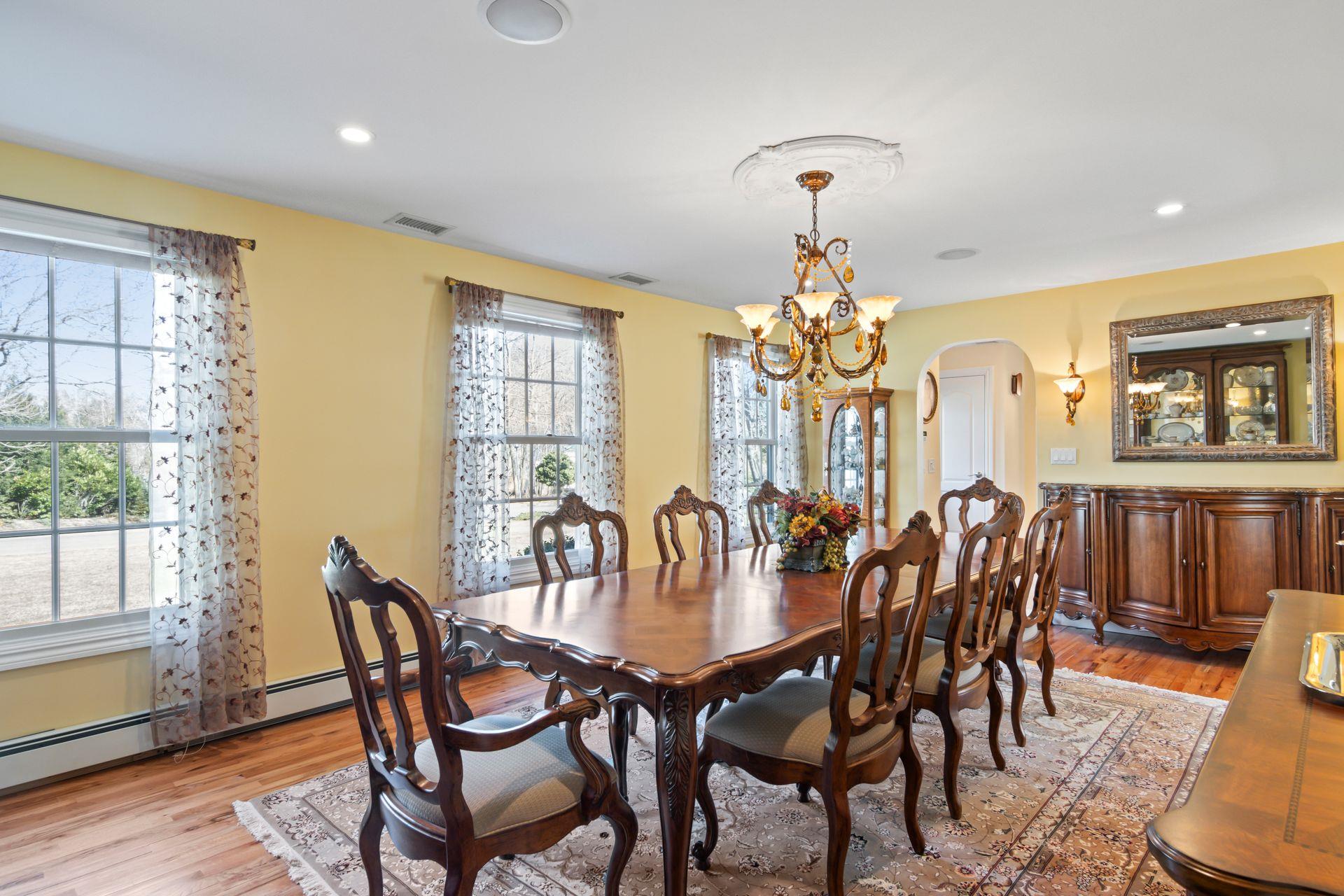 10 Fairway Drive, Port Jefferson, New York image 2