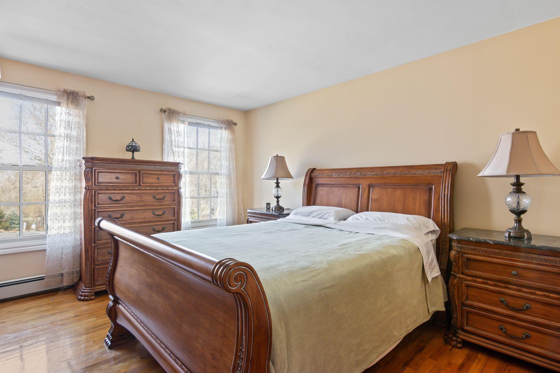 10 Fairway Drive, Port Jefferson, New York image 12