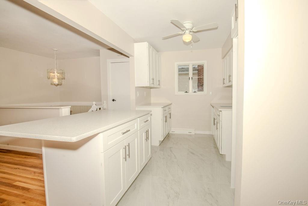 15 E Clearwater Road