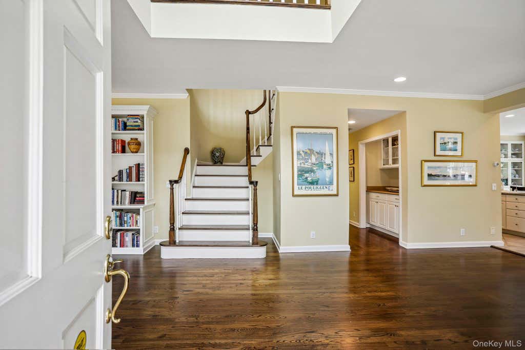 Photo of 15 Doral Greens Drive E, Rye Brook, NY 10573 (MLS # 1028282)