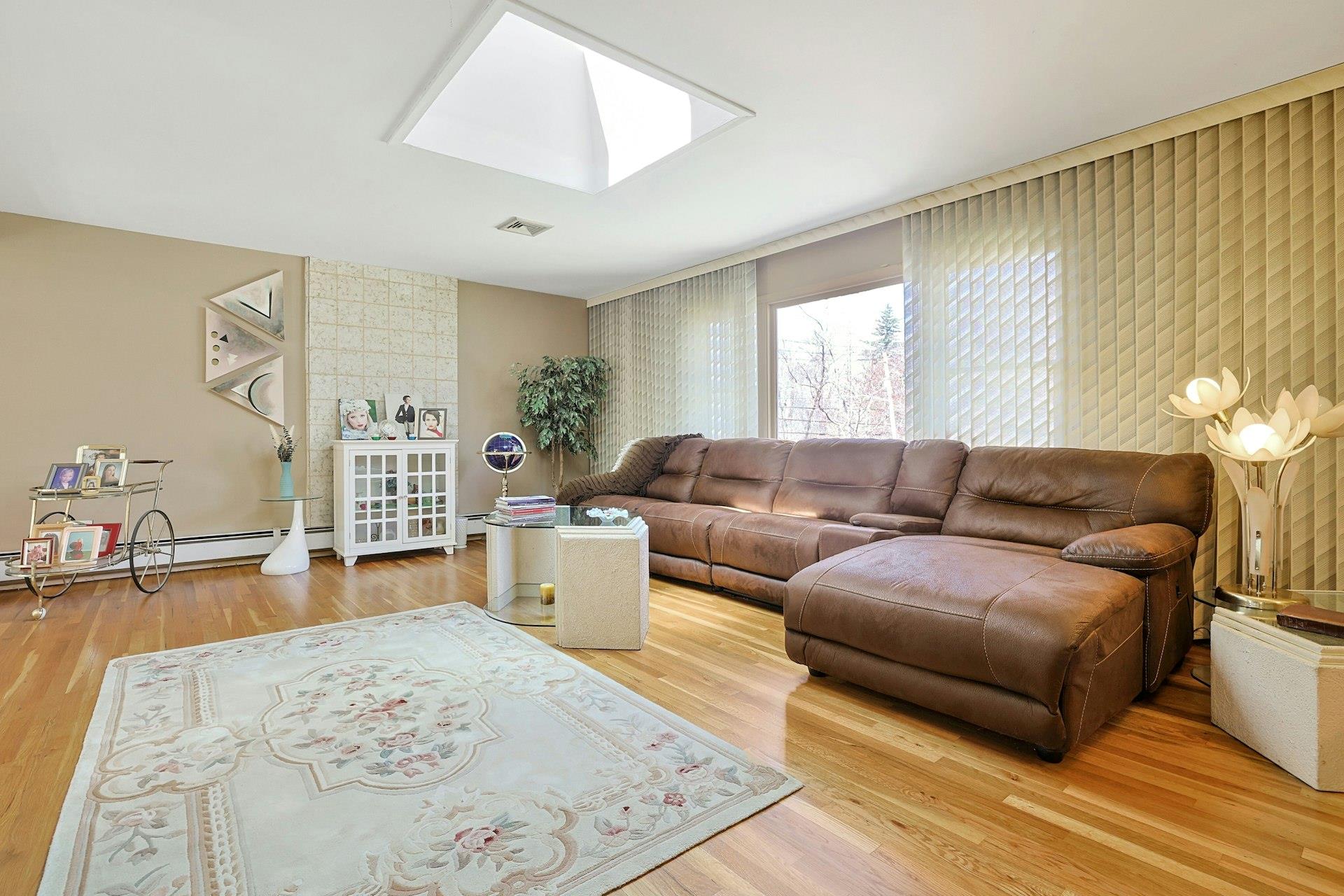 2 Aura Drive, Valley Cottage, New York image 5