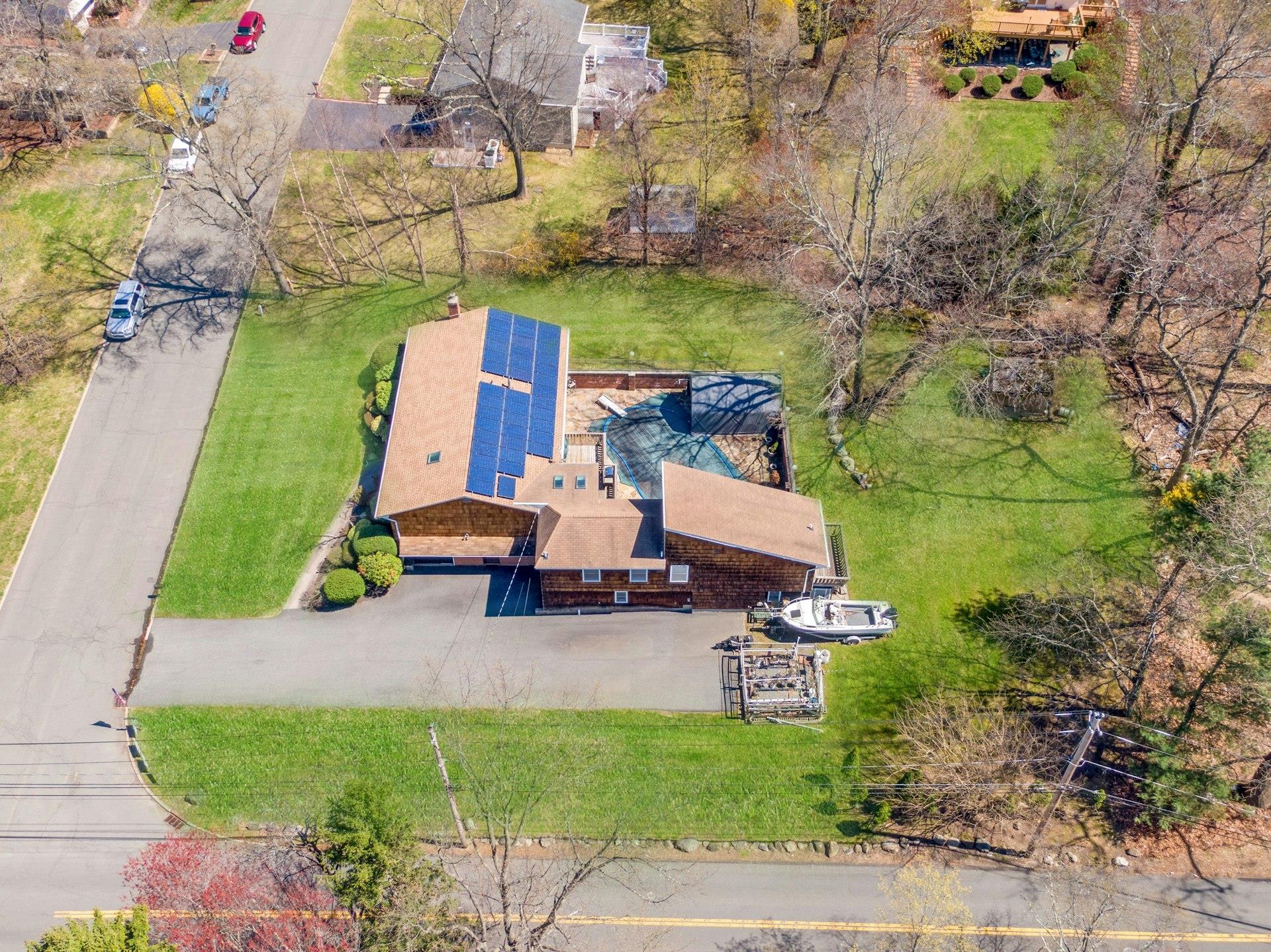 2 Aura Drive, Valley Cottage, New York image 44