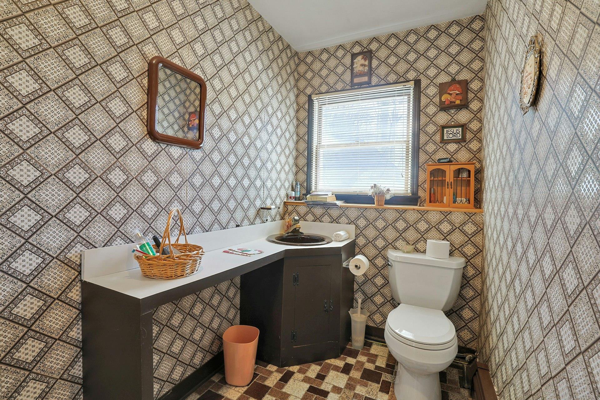 2 Aura Drive, Valley Cottage, New York image 20