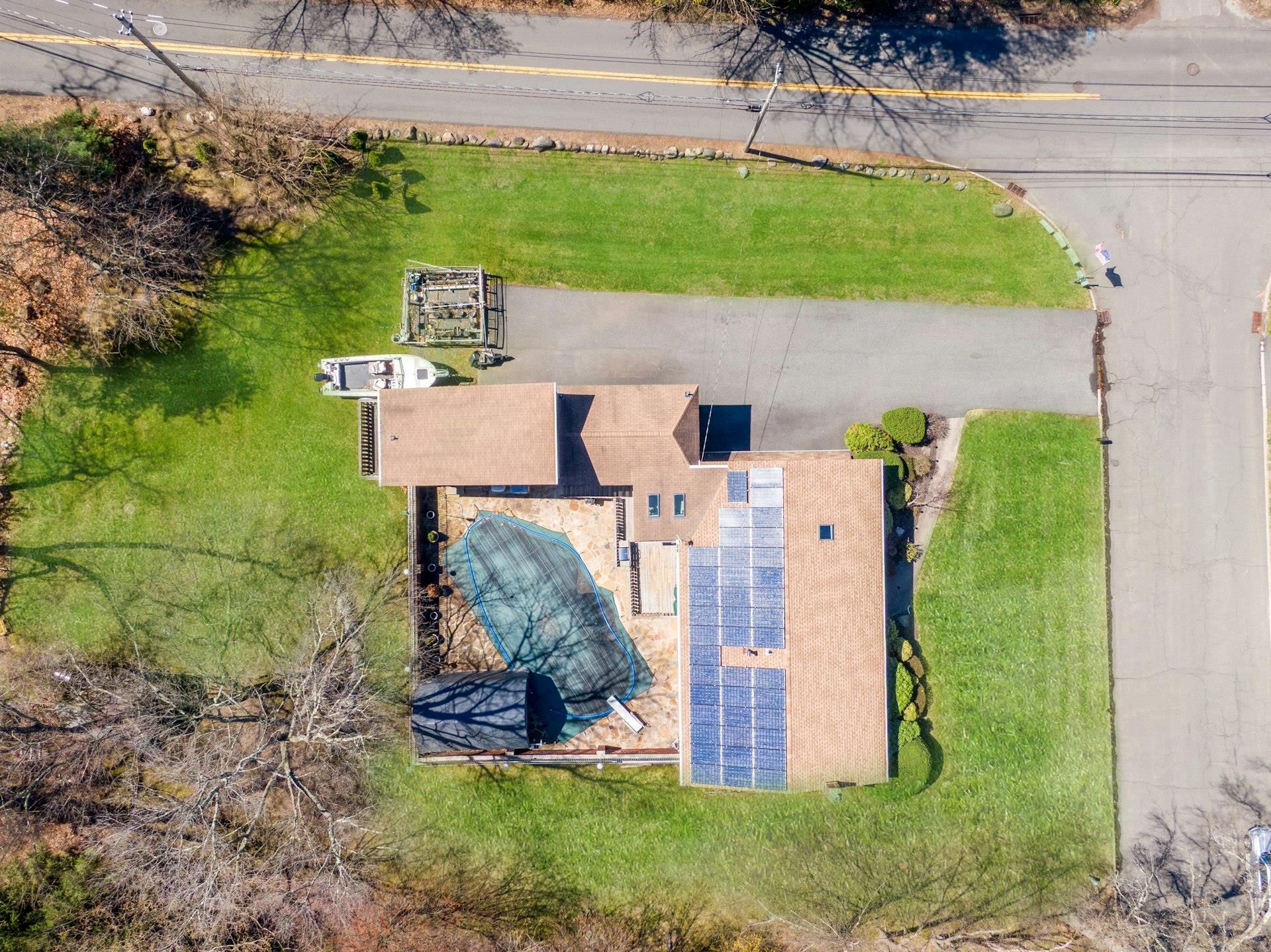 2 Aura Drive, Valley Cottage, New York image 30