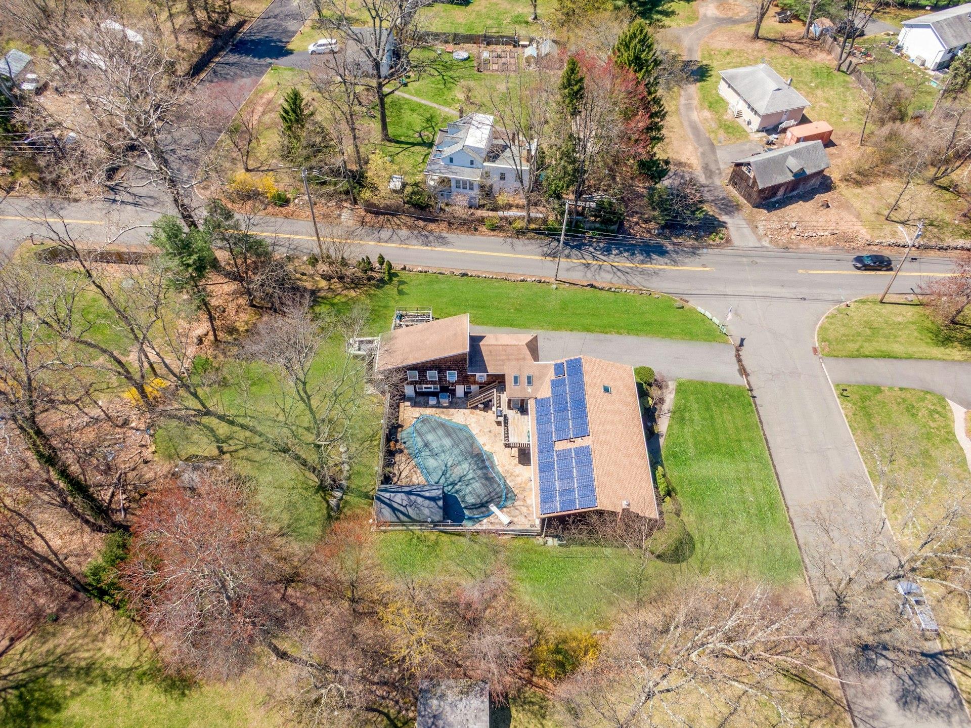 2 Aura Drive, Valley Cottage, New York image 45