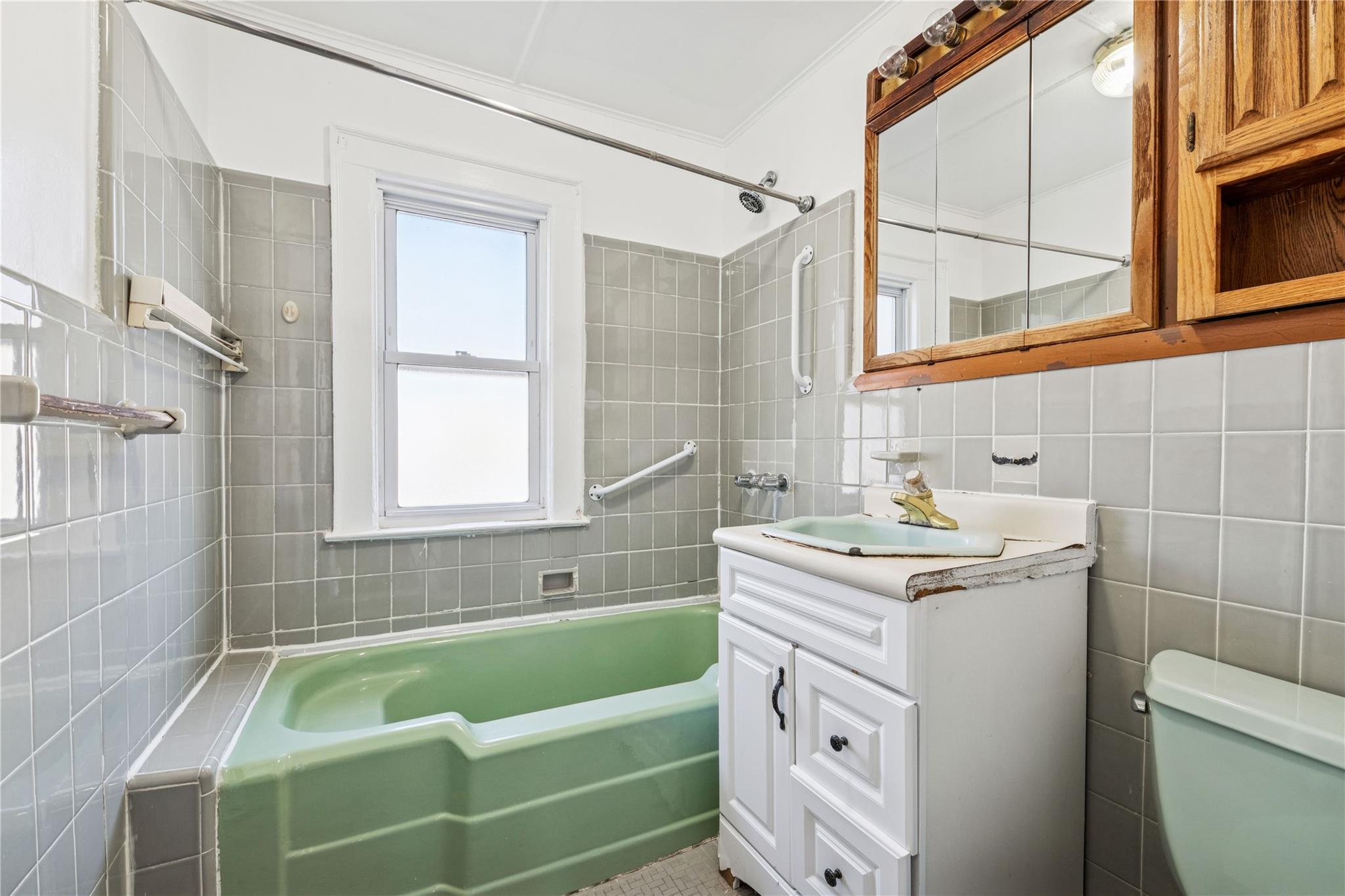 22221 100th Drive, Queens Village, New York image 15