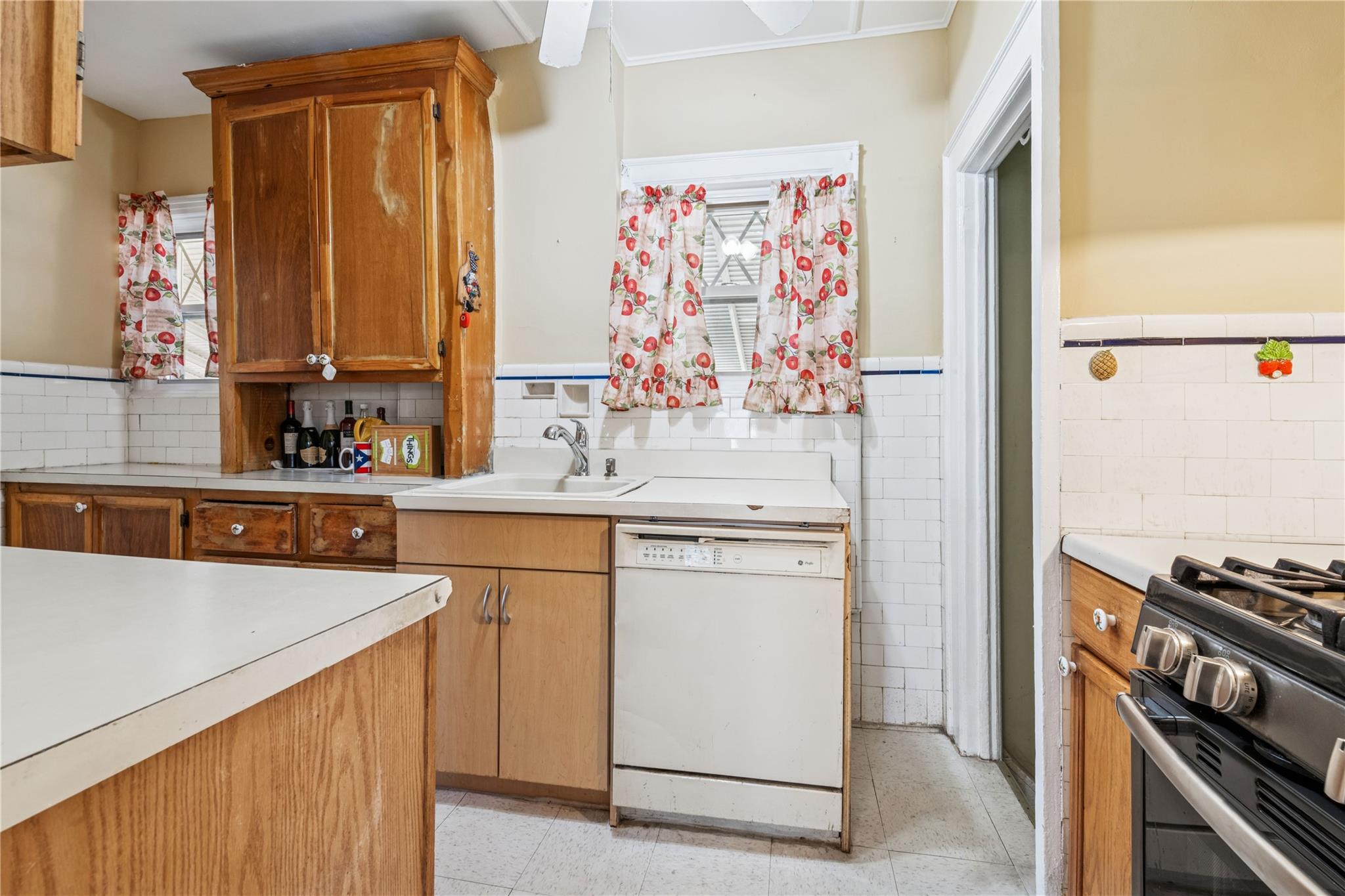 22221 100th Drive, Queens Village, New York image 11