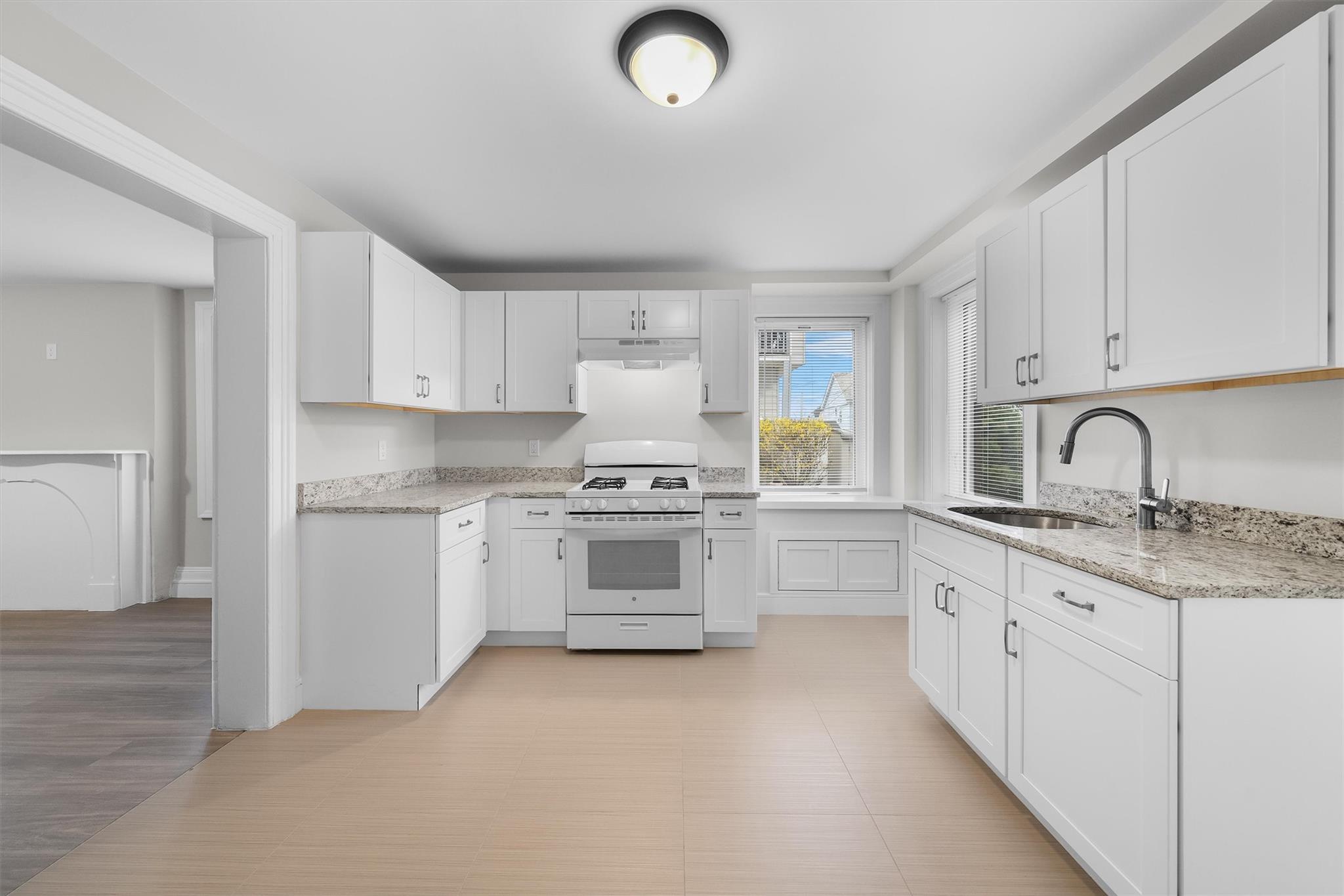 Sleepy Hollow, New York 10591, United States, 1 Bedroom Bedrooms, ,1 BathroomBathrooms,Residential,Active,107283