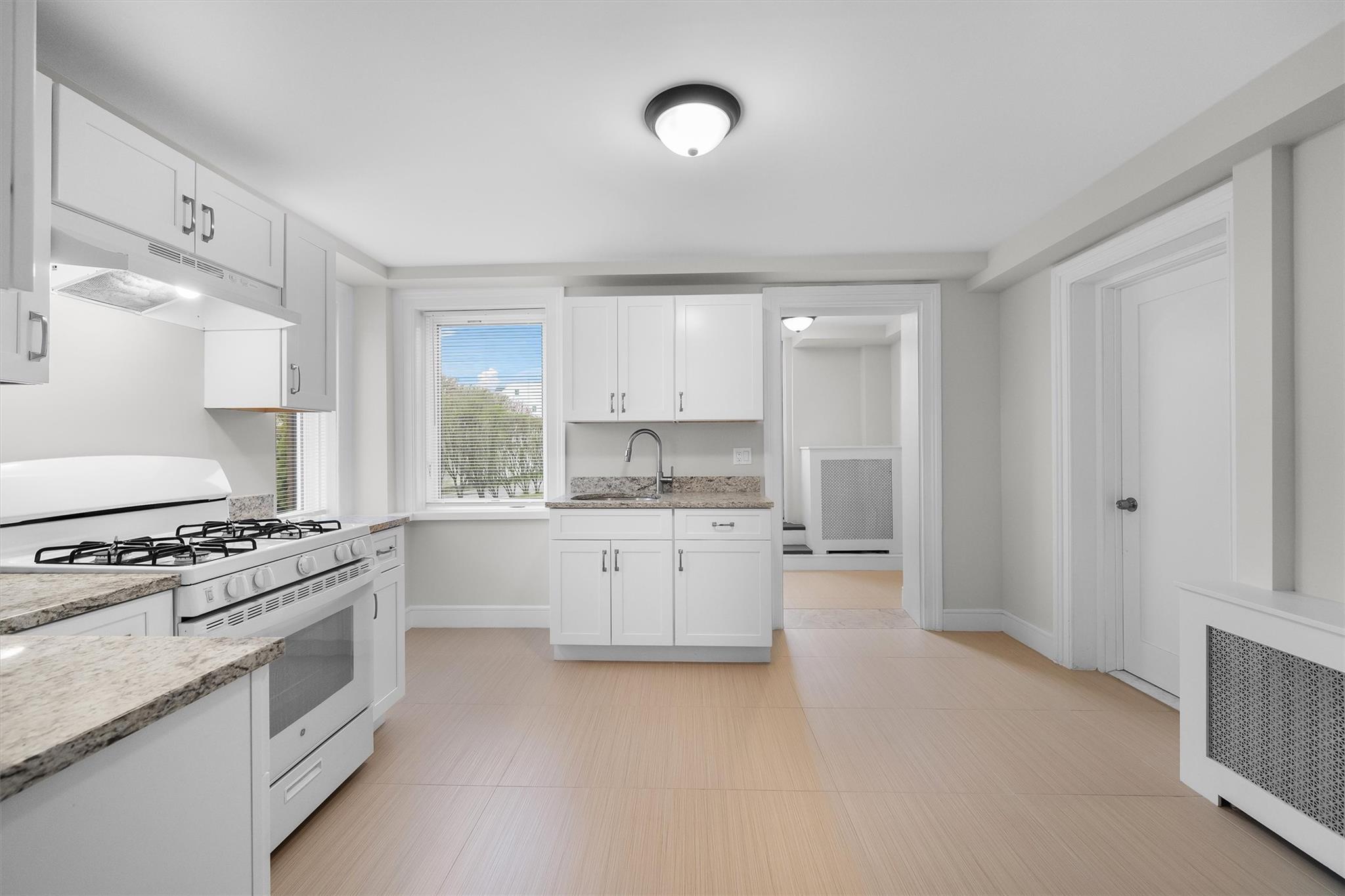 Sleepy Hollow, New York 10591, United States, 1 Bedroom Bedrooms, ,1 BathroomBathrooms,Residential,Active,107283