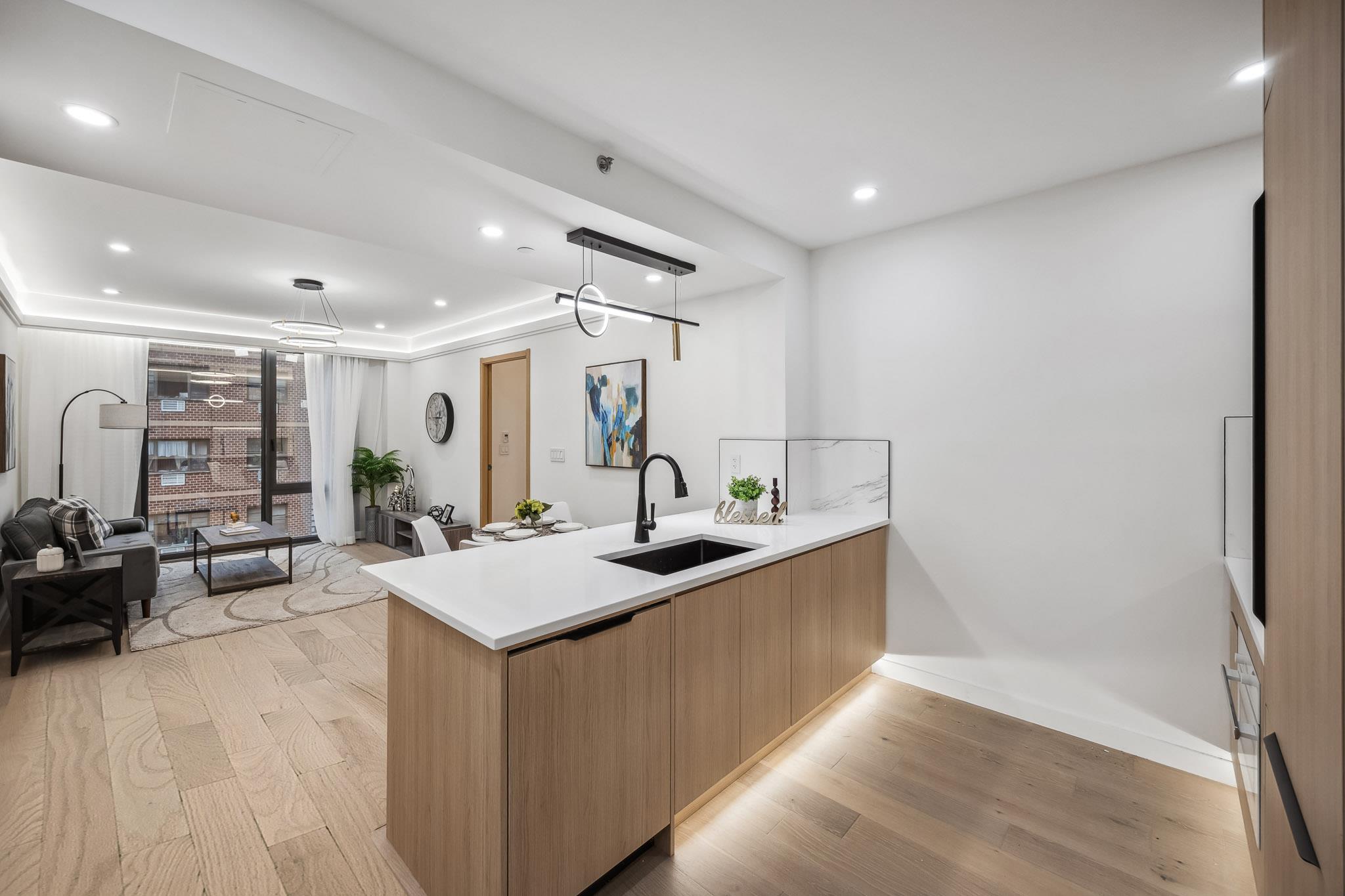 168 E 111th Street 8C