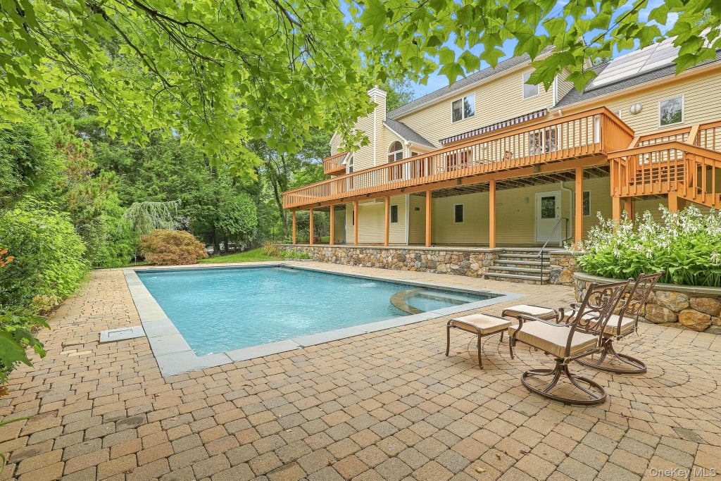 Photo of 48 Random Farms Circle, Chappaqua, NY 10514 (MLS # 1053148)
