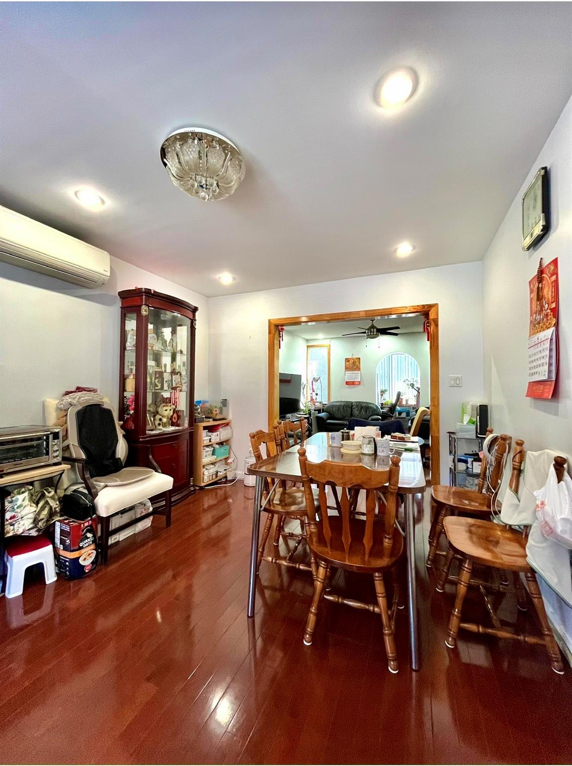 64-03 35th Ave Ave, Woodside, New York image 5