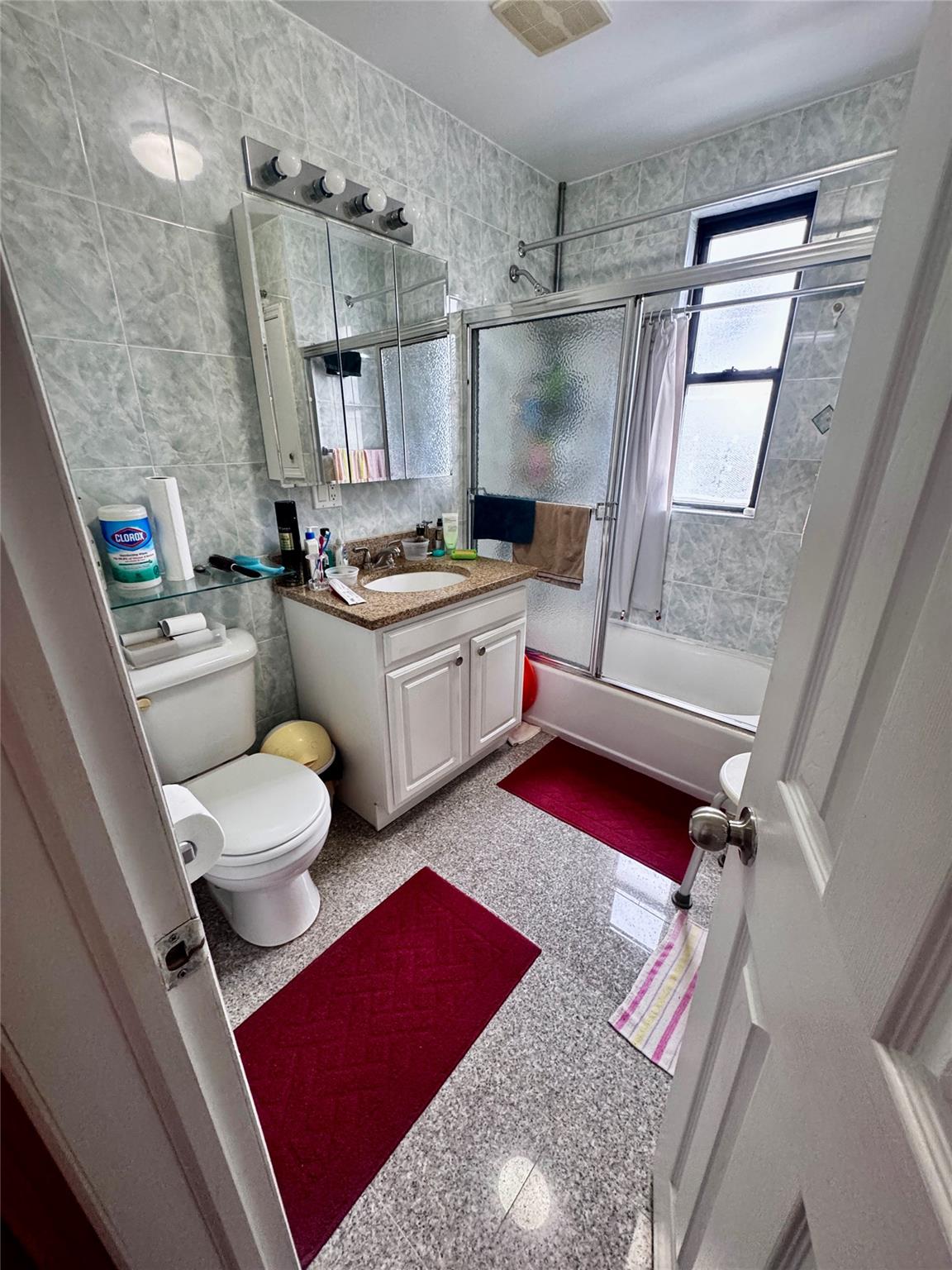 64-03 35th Ave Ave, Woodside, New York image 15