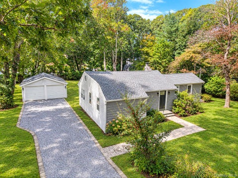 Homes For Sale - 4 Oak Lane<br/> Coram, NY 11727