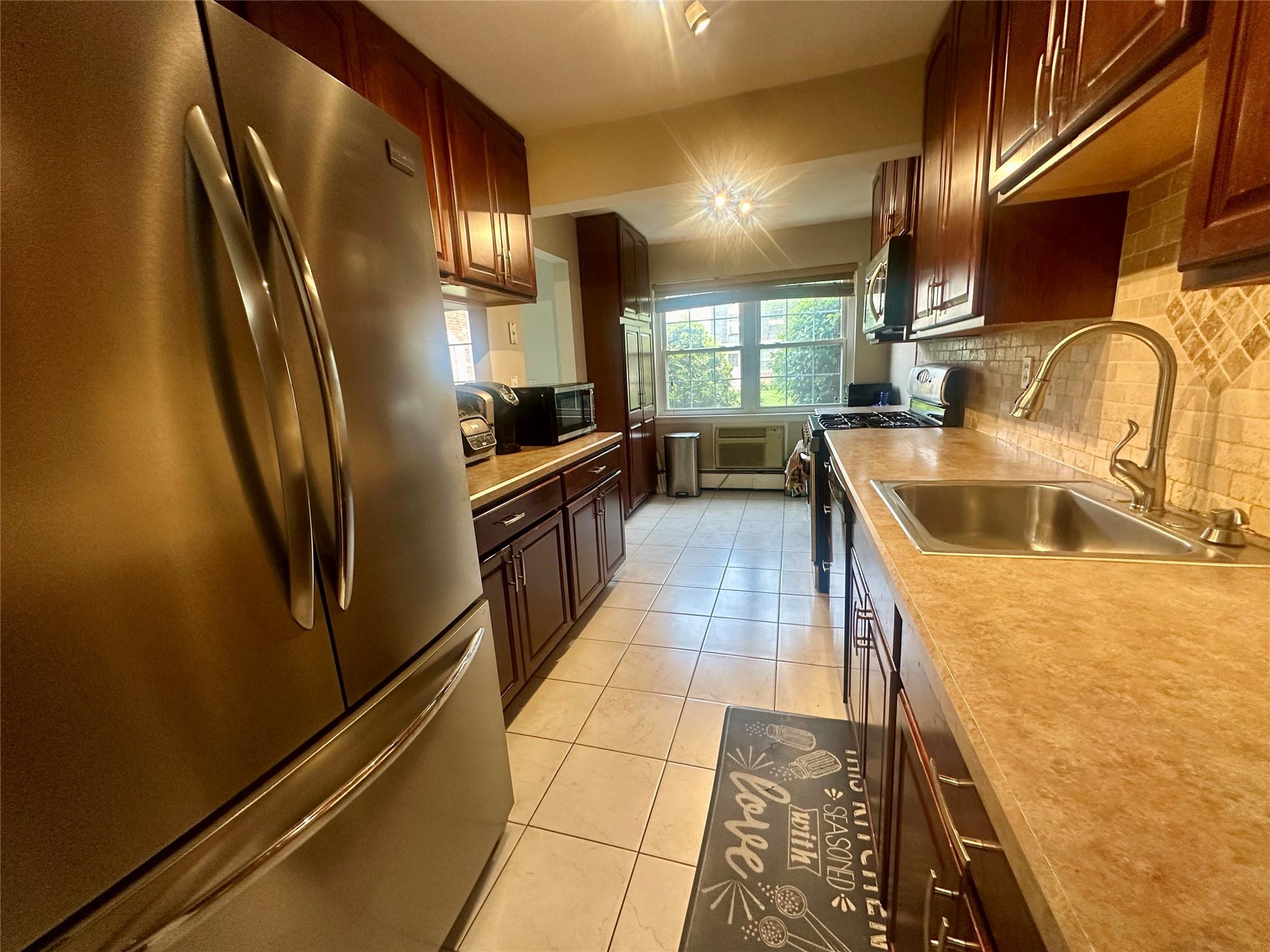 202 Doxbury Lane, Suffern, New York image 22