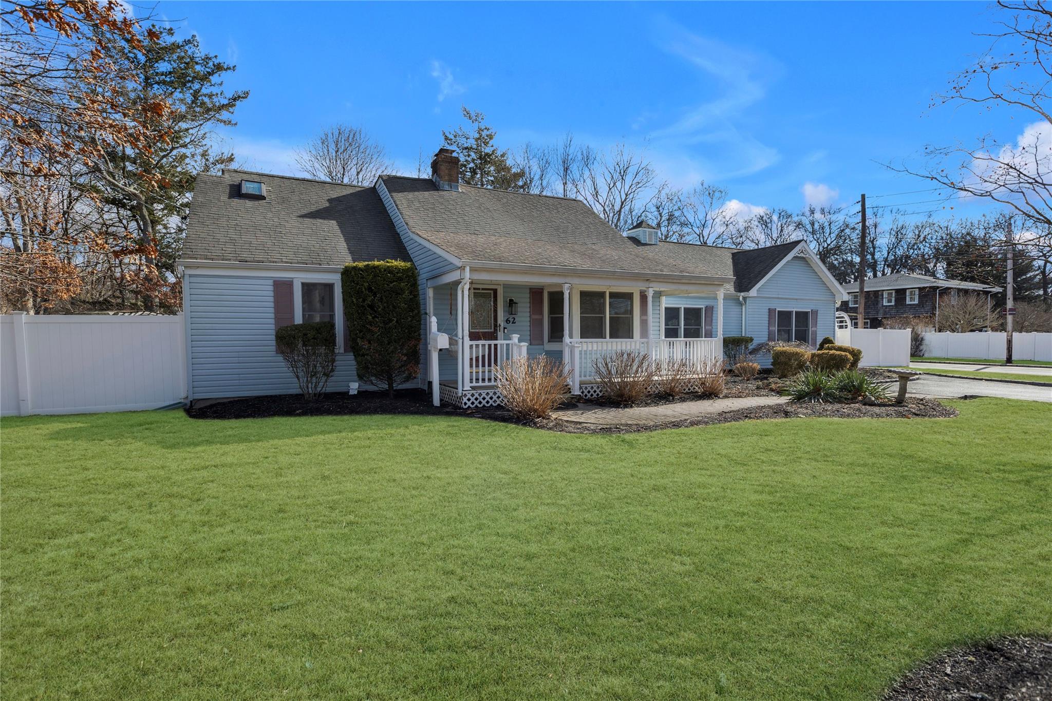 62 Eatondale Avenue, Blue Point, New York image 34