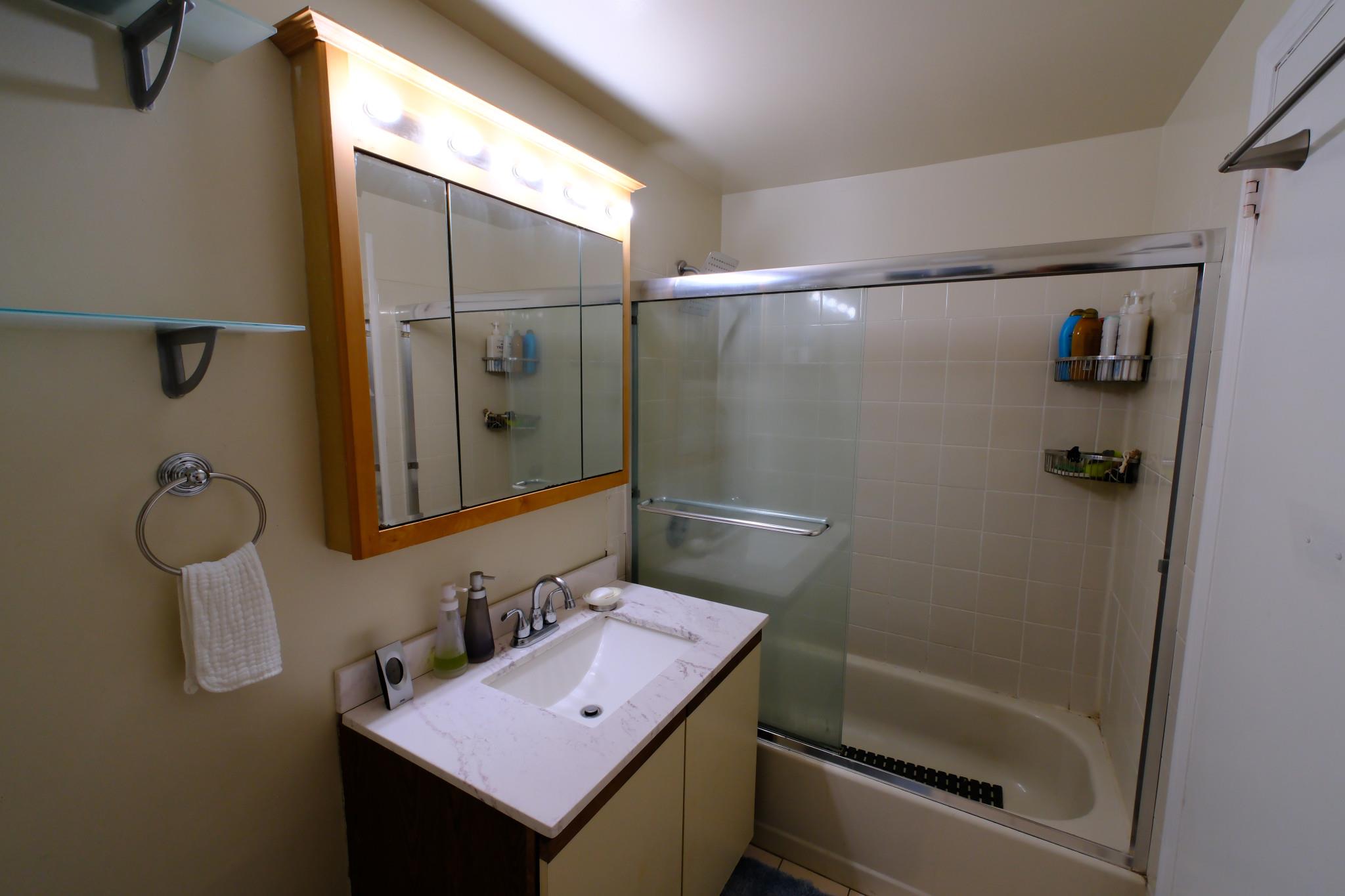 178 Beverly Road, South Huntington, New York image 10